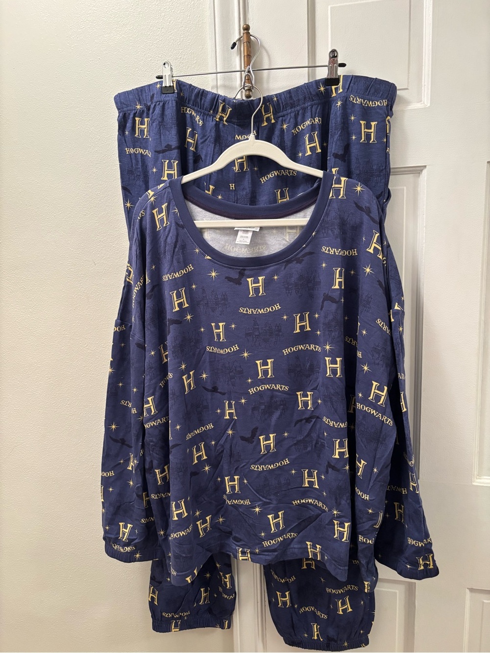 HARRY POTTER by Warner Bros Navy and Gold Soft Lounge Pants Set
2X
